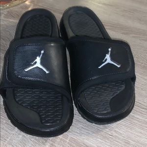 Black Jordan slides